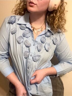 3D Flower, 3 Quarter Length Button Down